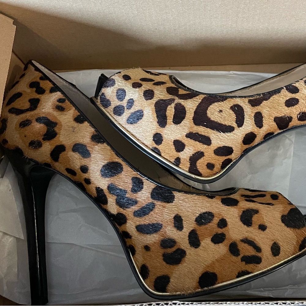 Guess Cheetah Print Fur Heels - Size 8